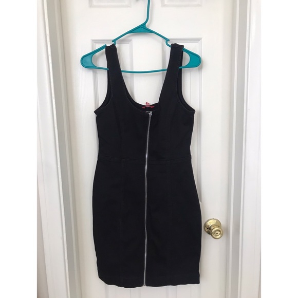NWT Guess Black Denim Dress - M size - Picture 2 of 5